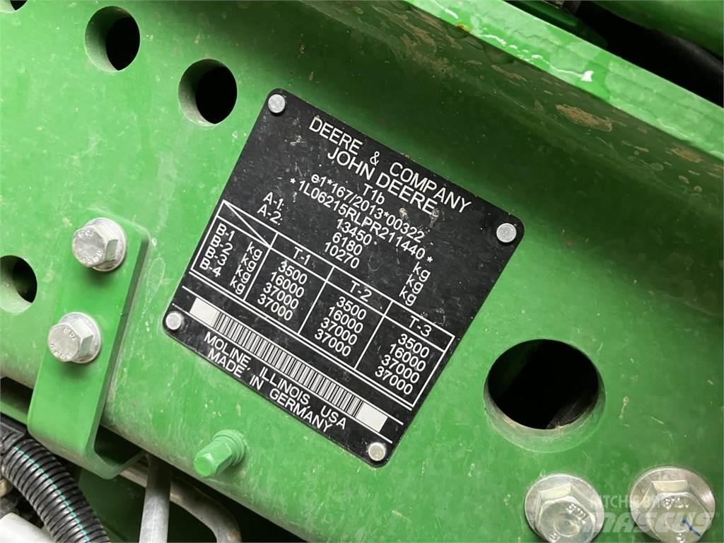 John Deere 6R 215 Traktory