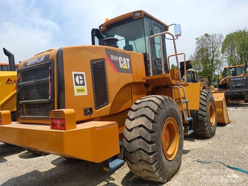 CAT 950H Kolové nakladače