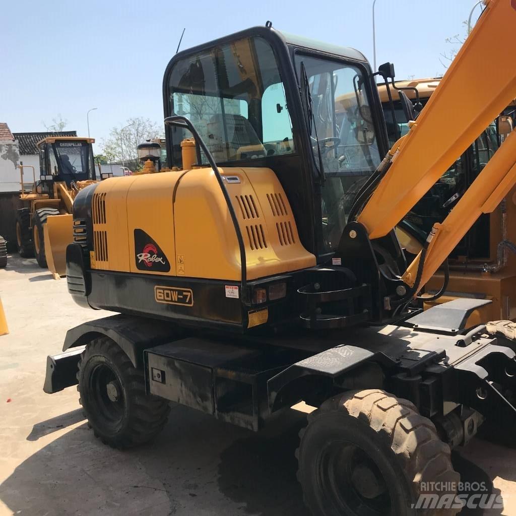 Hyundai 60 W Kolová rýpadla