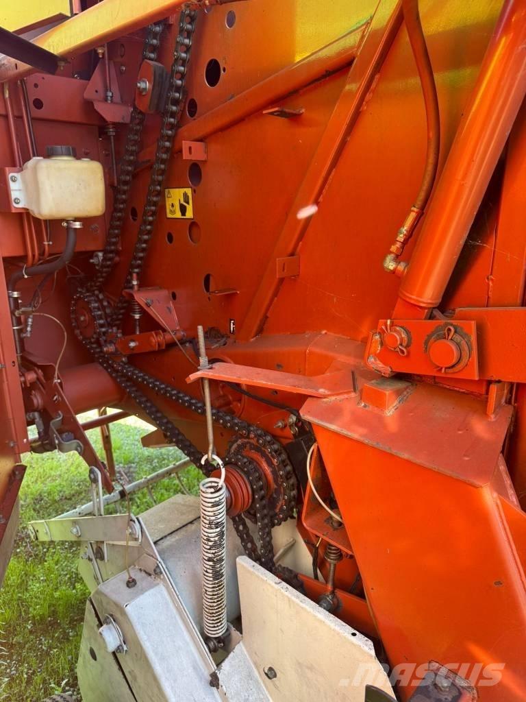 Fiatagri 5980 Lis na válcové balíky