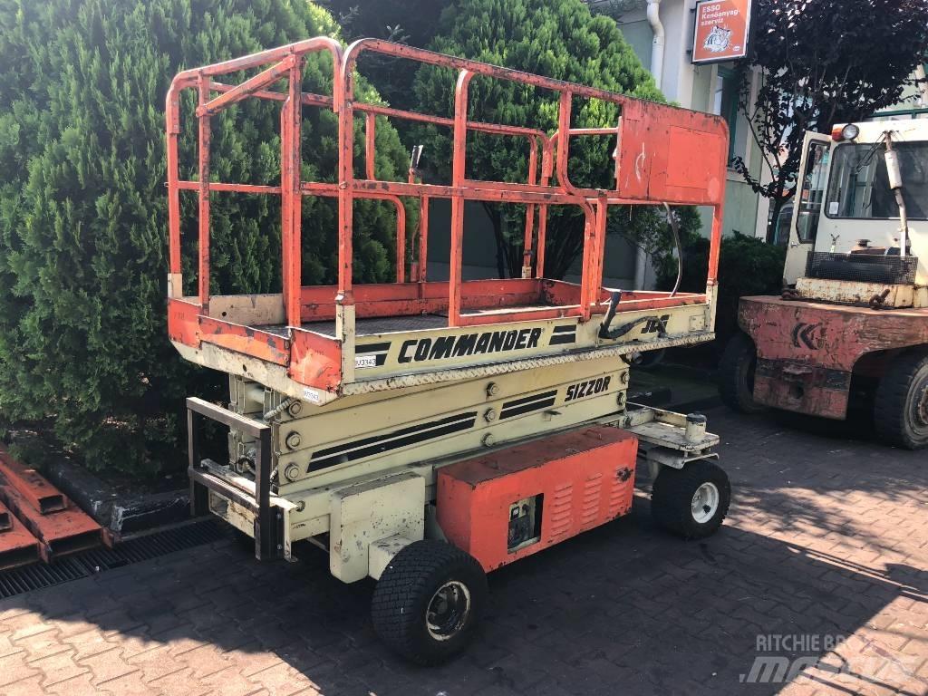 JLG CM2558    V-3343 Vertikální sloupové výtahy