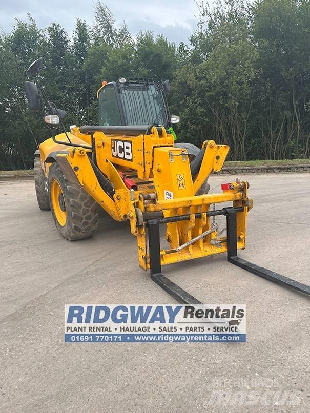 JCB 540-140 Teleskopické manipulátory