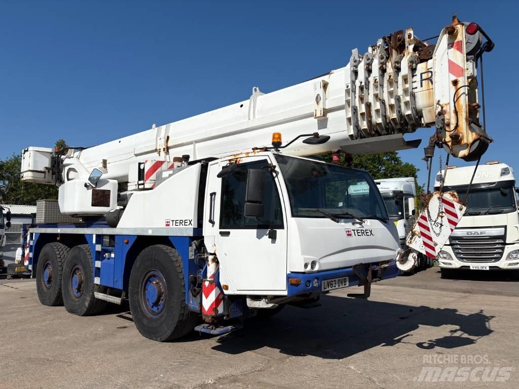Terex AC 60 Univerzální terénní jeřáby
