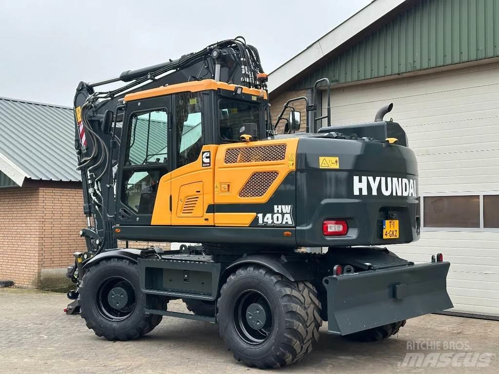 Hyundai HW140A Kolová rýpadla