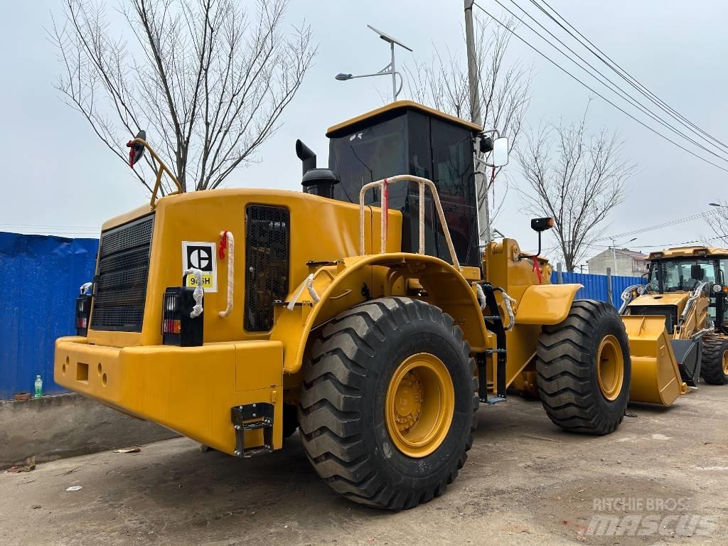 CAT 966 H Kolové nakladače