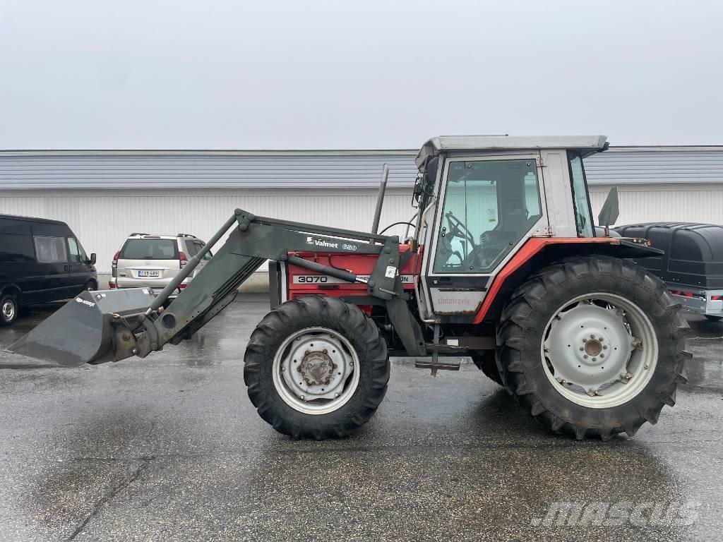 Massey Ferguson 3070 Traktory
