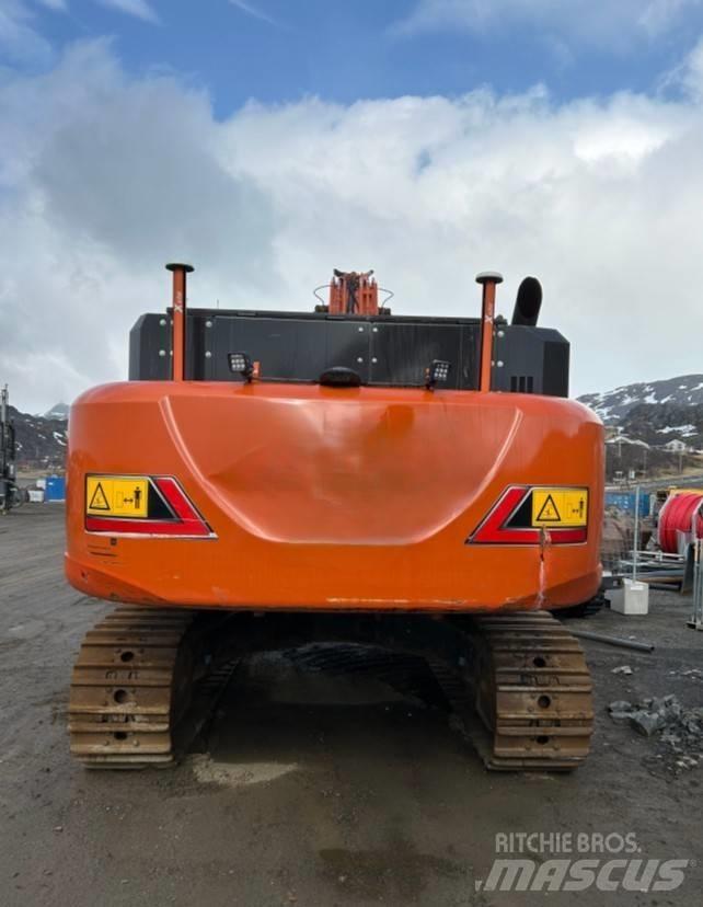 Hitachi ZX350LC-7 Pásová rýpadla