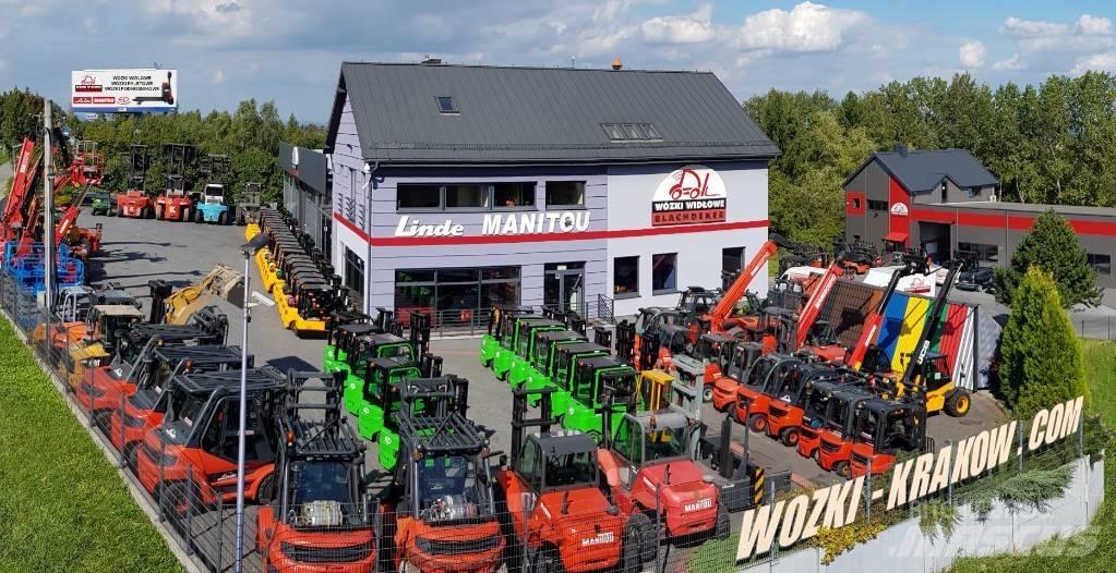 Manitou M30-4 Terénní vysokozdvižné vozíky