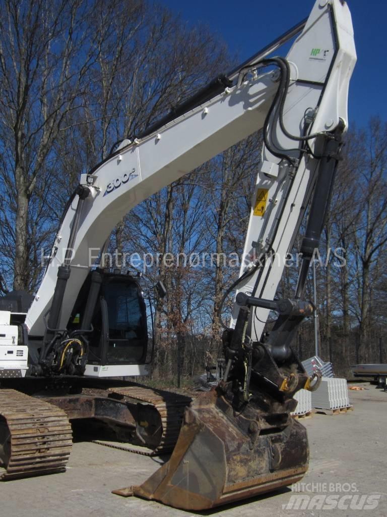 Hitachi ZX 300 LC-6 Pásová rýpadla
