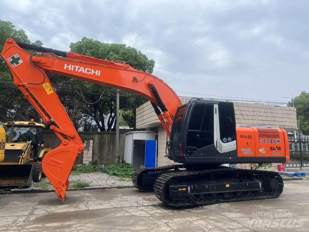 Hitachi ZX 200 Pásová rýpadla