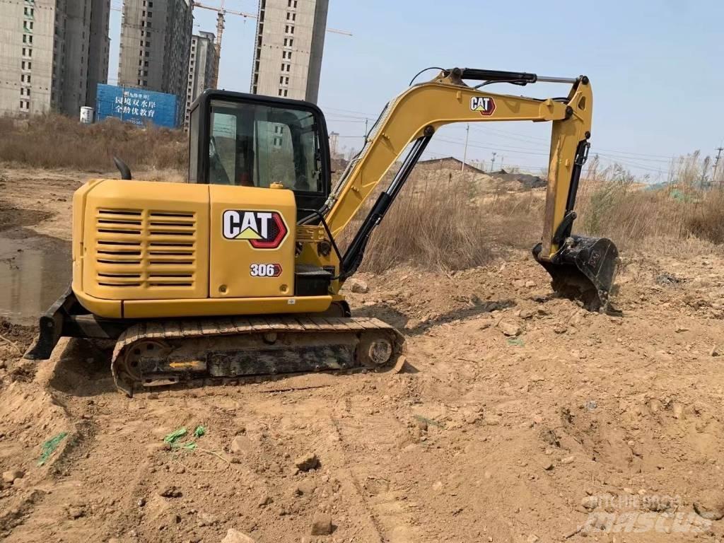 CAT 306 Mini rýpadla < 7t