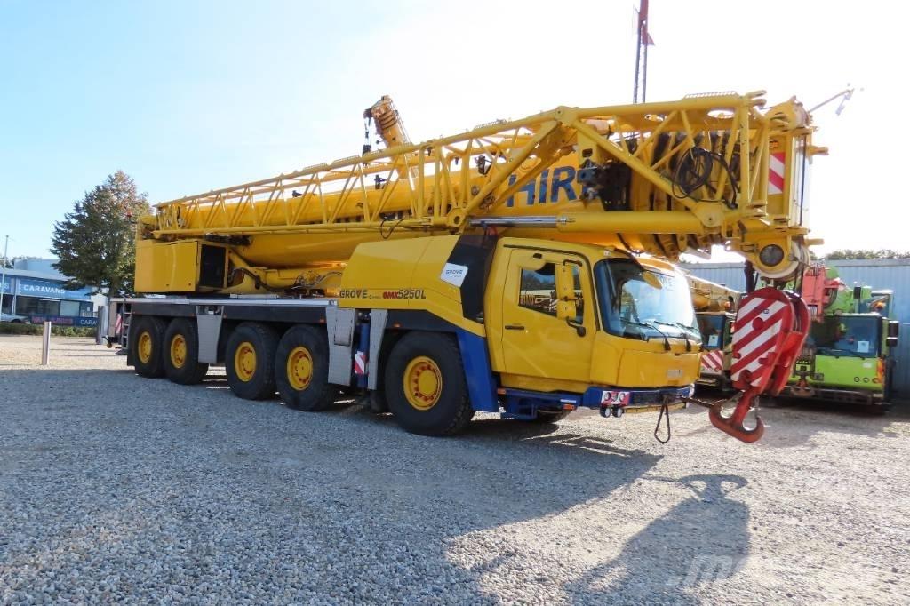 Grove GMK 5250 L Univerzální terénní jeřáby