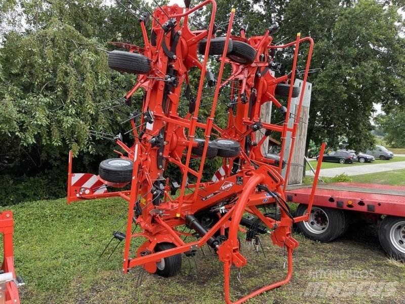 Kuhn GF10803 Obraceče a shrabovače sena