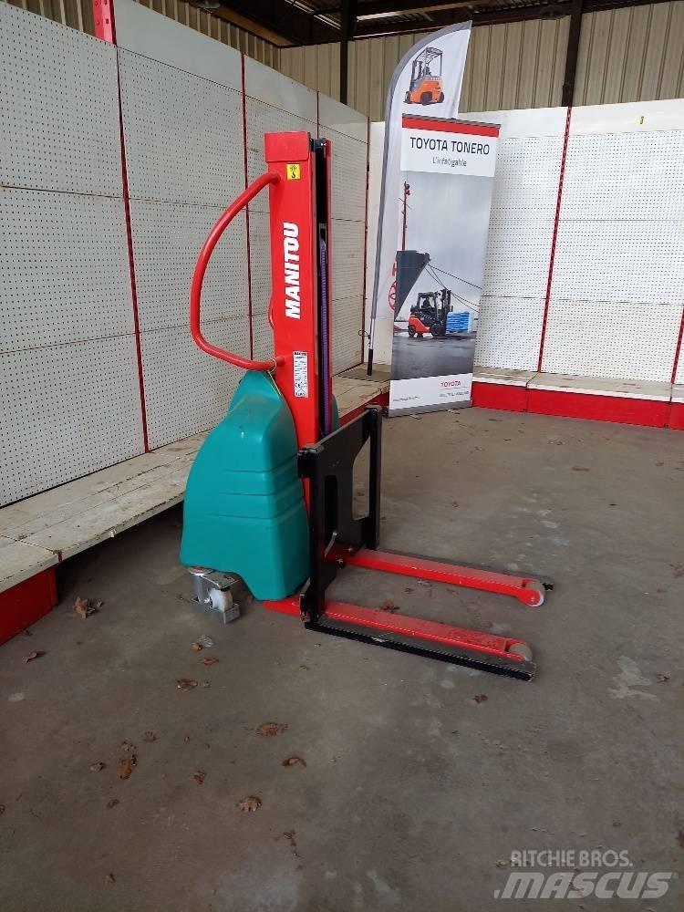 Manitou EB500 Ručně vedené vysokozdvižné vozíky