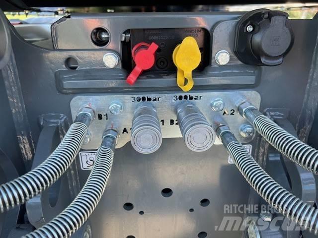 Wacker Neuson EW 100 Kolová rýpadla