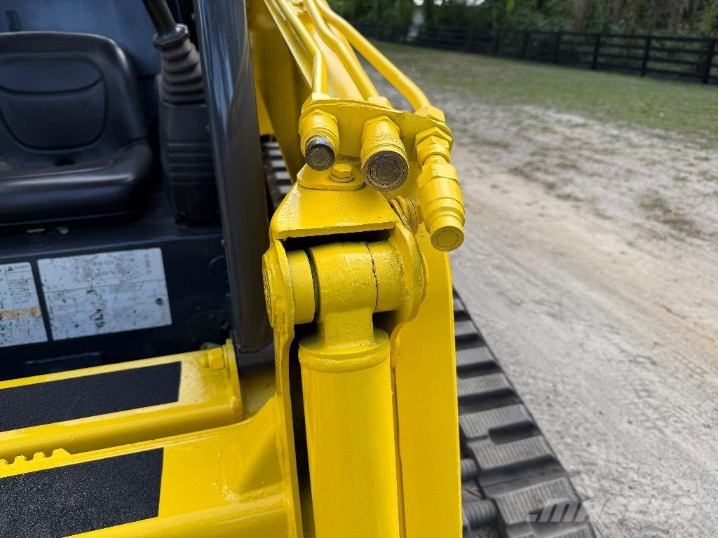 Komatsu CK 35-1 Smykem řízené nakladače