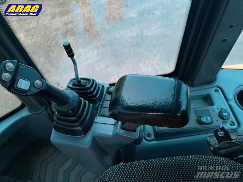 Volvo L 30 G Kolové nakladače