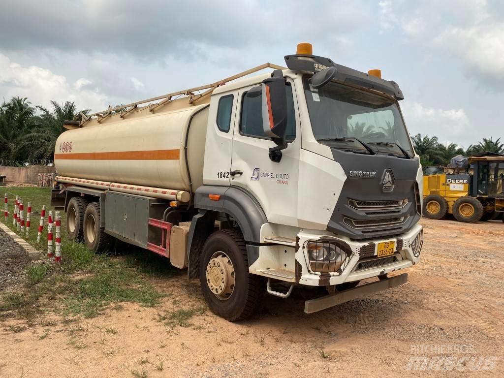  SINOTRUCK E7G340 Cisternové vozy
