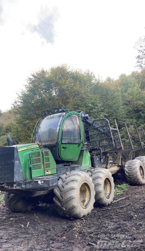 John Deere 1110 E Vyvážecí traktory