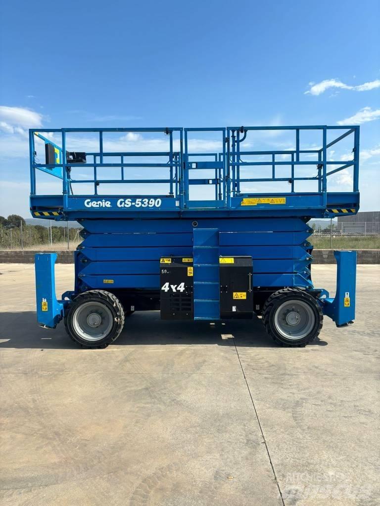 Genie GS 5390 RT Nůžková zvedací plošina