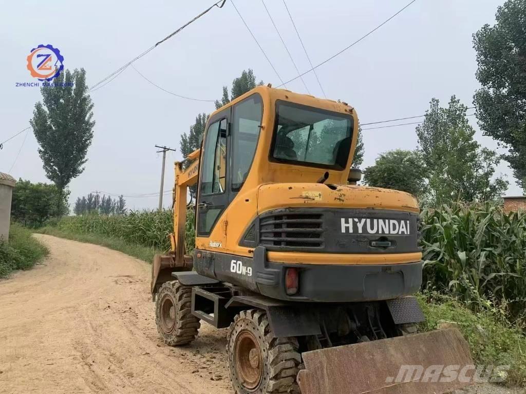 Hyundai 60 W Kolová rýpadla