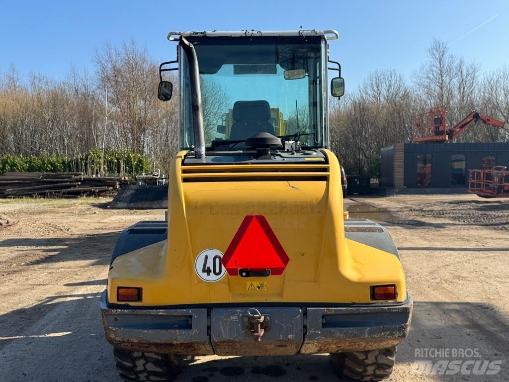 Liebherr L 508 Kolové nakladače
