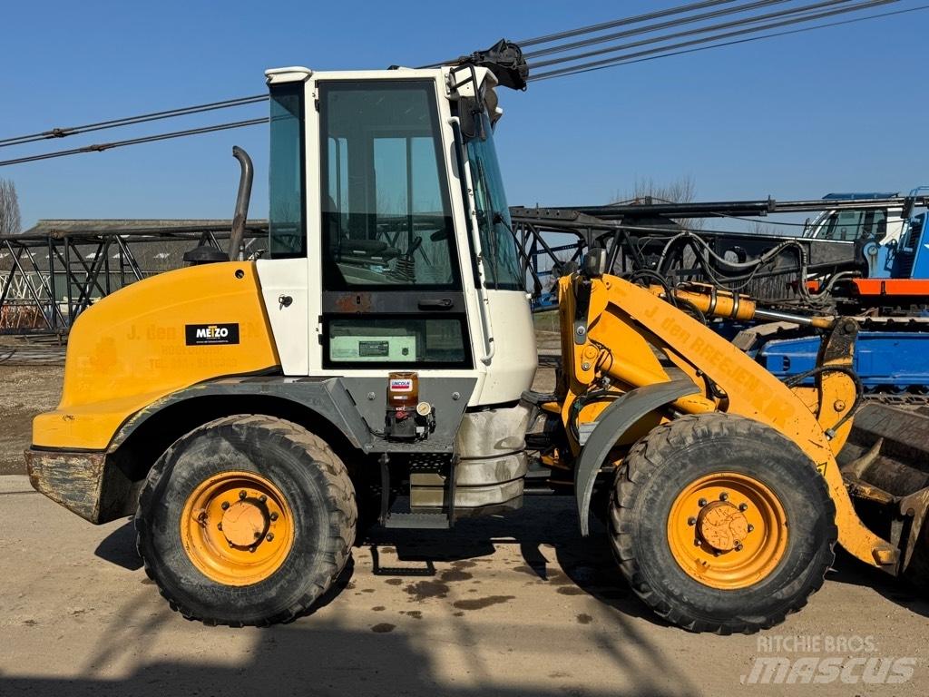Liebherr L 508 Kolové nakladače