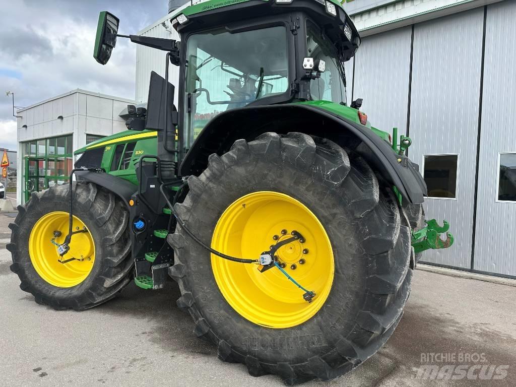 John Deere 7R 330 Traktory