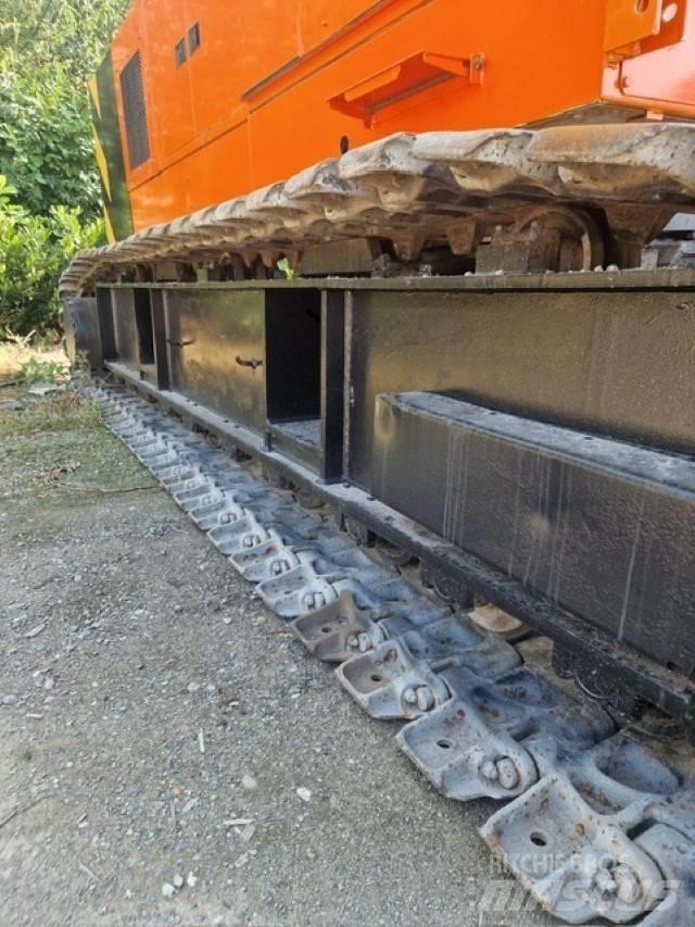 Hitachi KH 180-3 Pásové jeřáby