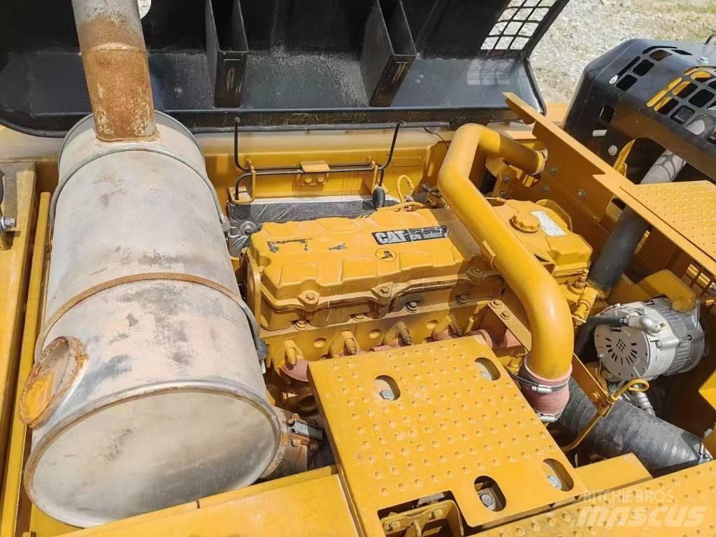CAT 336 D Pásová rýpadla