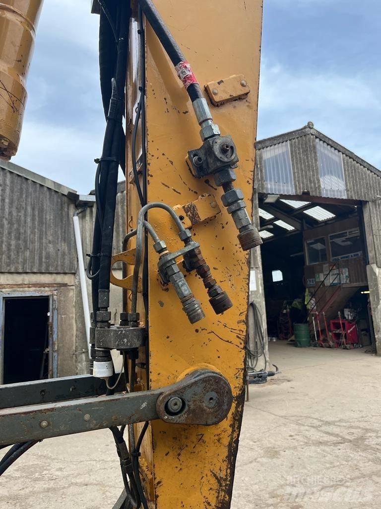 Liebherr R 900 C Pásová rýpadla
