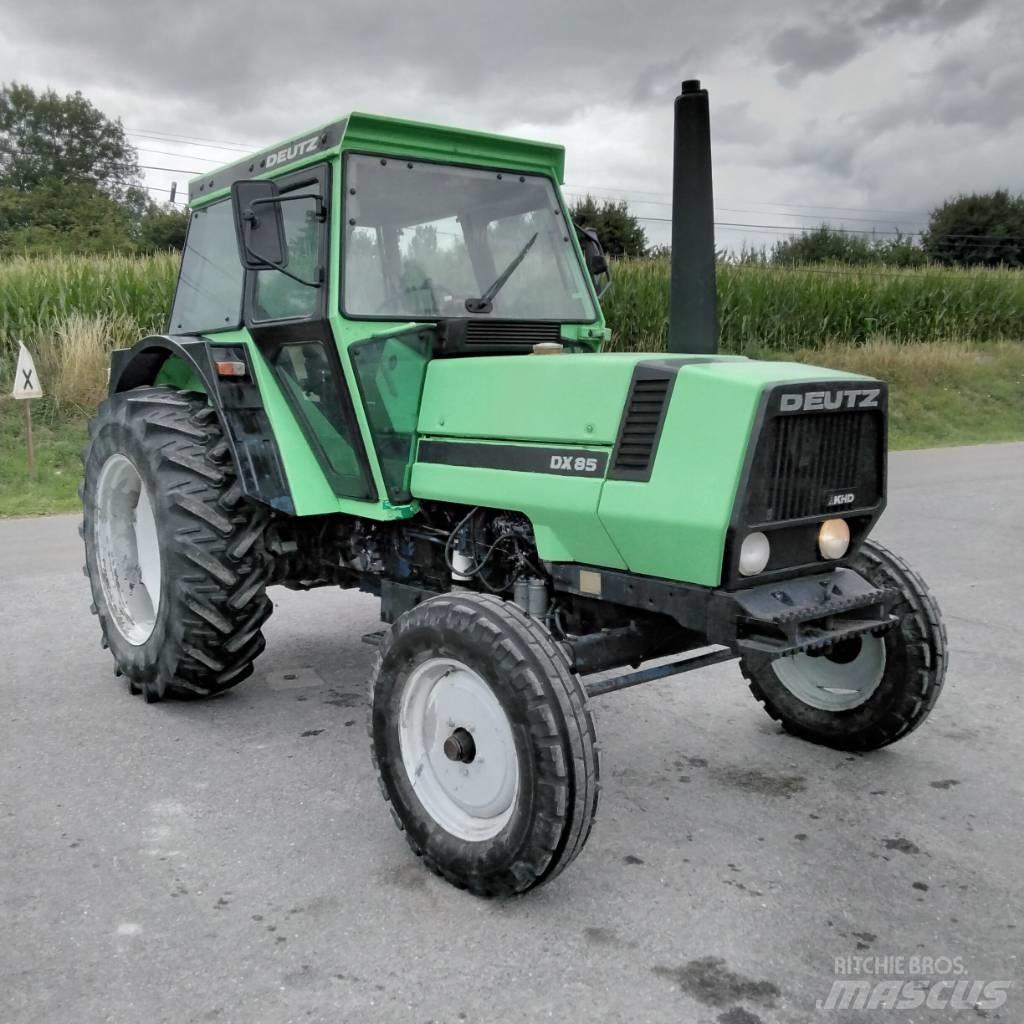 Deutz-Fahr DX85N Traktory