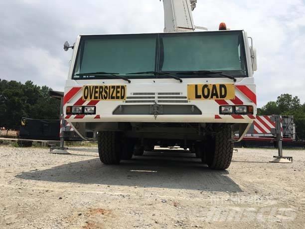 Demag AC 180 Univerzální terénní jeřáby