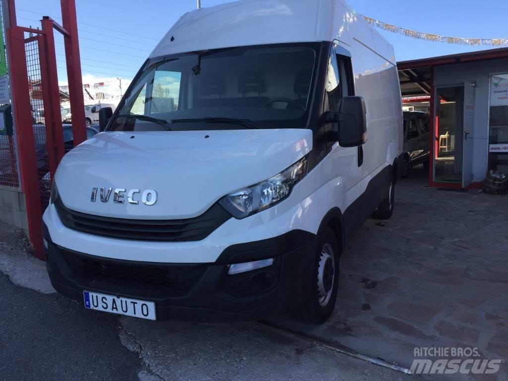 Iveco Daily 35 S 12 Skříňová nástavba