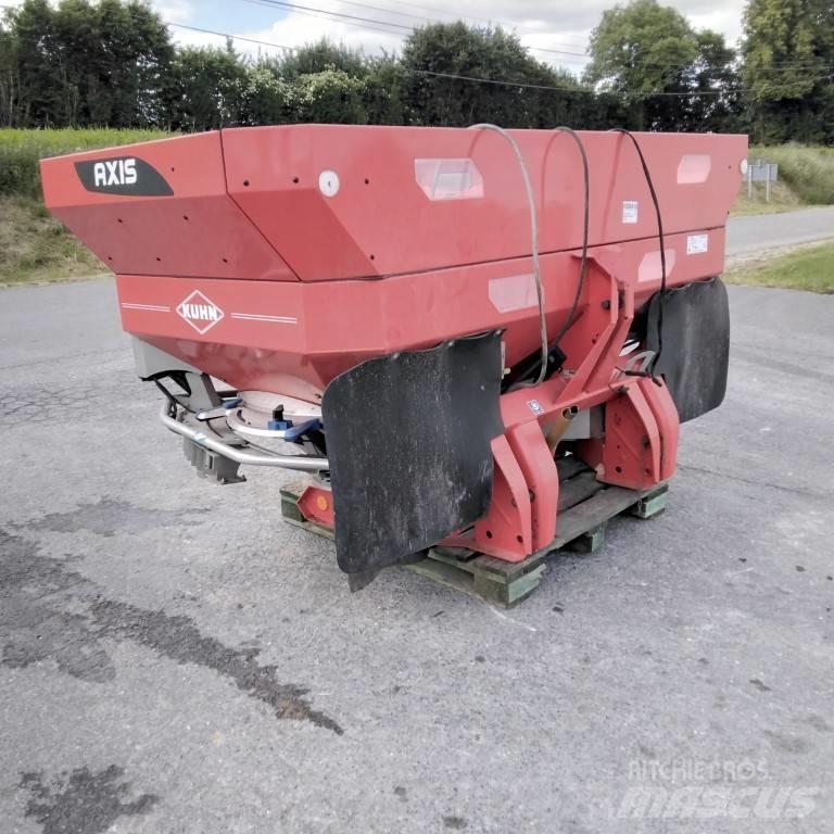 Kuhn Axis 40.1 Rozmetadlo minerálních hnojiv