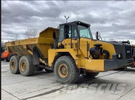 Komatsu HM 300 Kloubové dempry