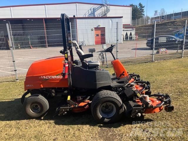 Jacobsen AR522 Sekačky pro sečení roughů a semiroughů