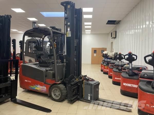 Manitou ME320 Terénní vysokozdvižné vozíky