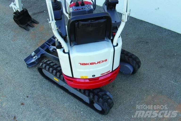 Takeuchi TB210R Mini rýpadla < 7t