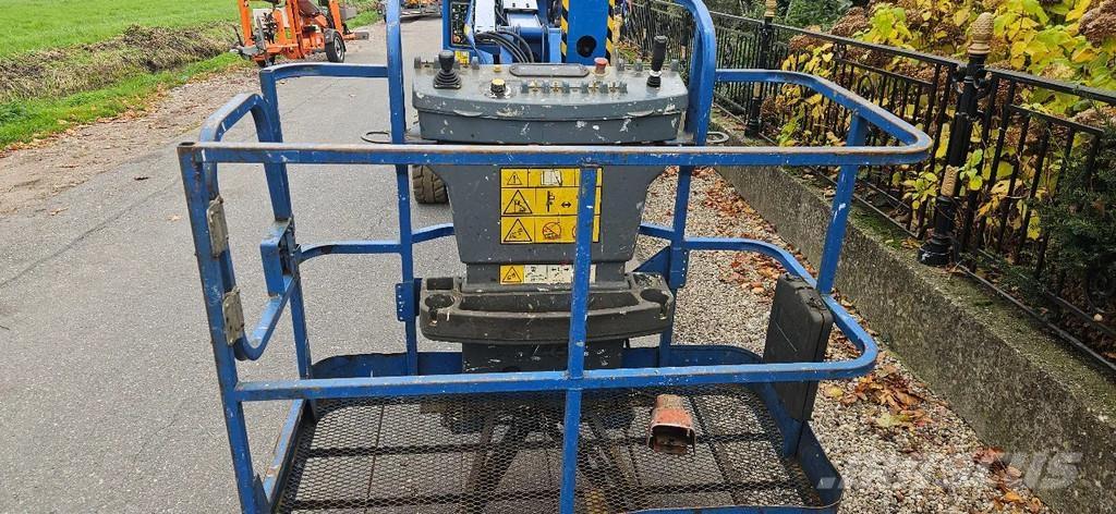 JLG E450aj Kloubové plošiny