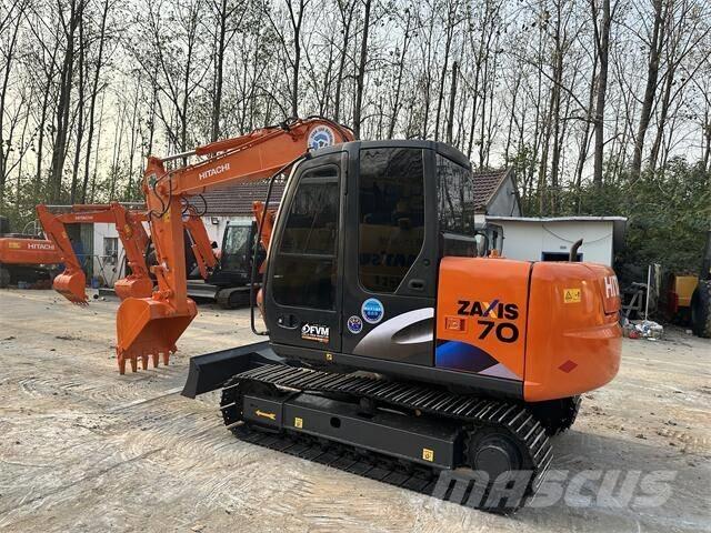 Hitachi ZX70 Pásová rýpadla