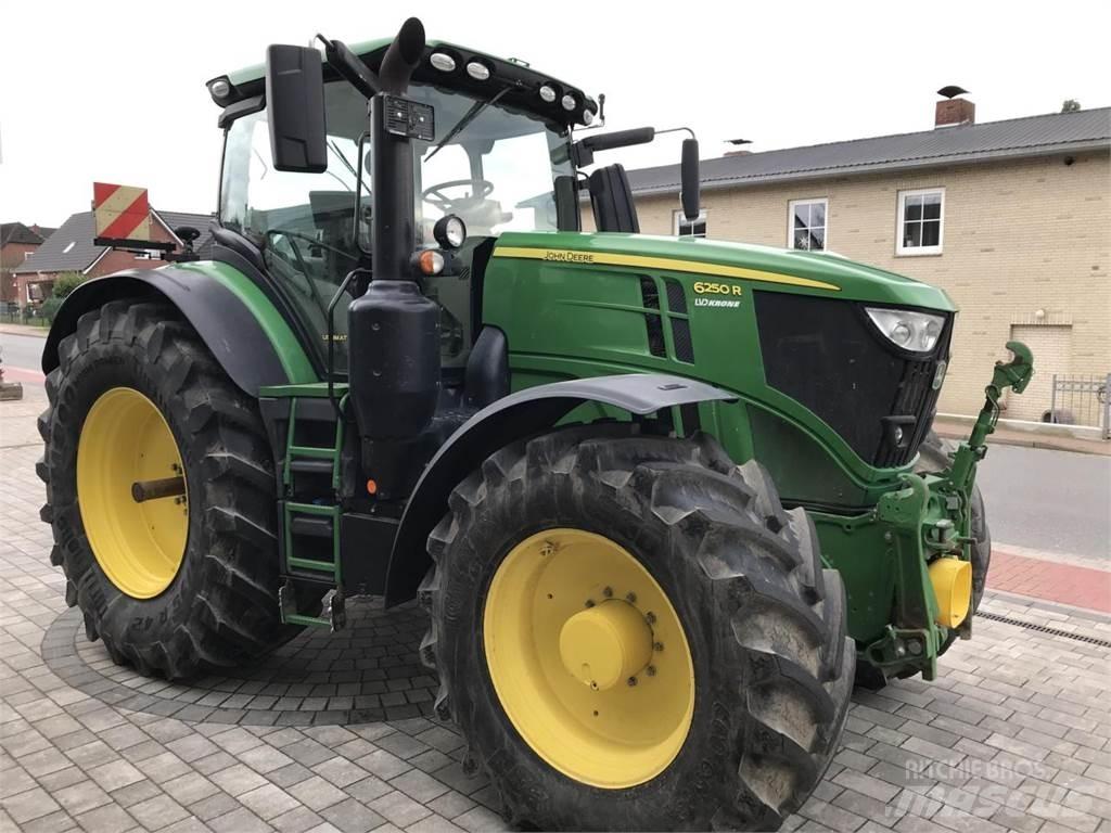John Deere 6250R Traktory