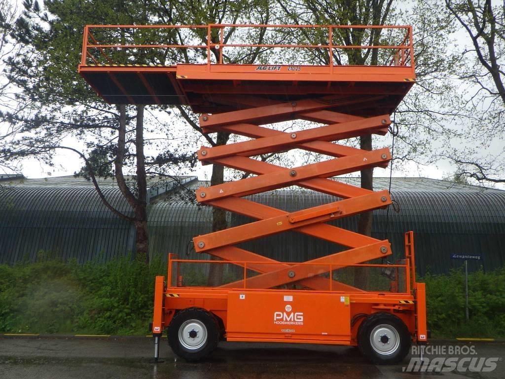 JLG 210-25 Nůžková zvedací plošina