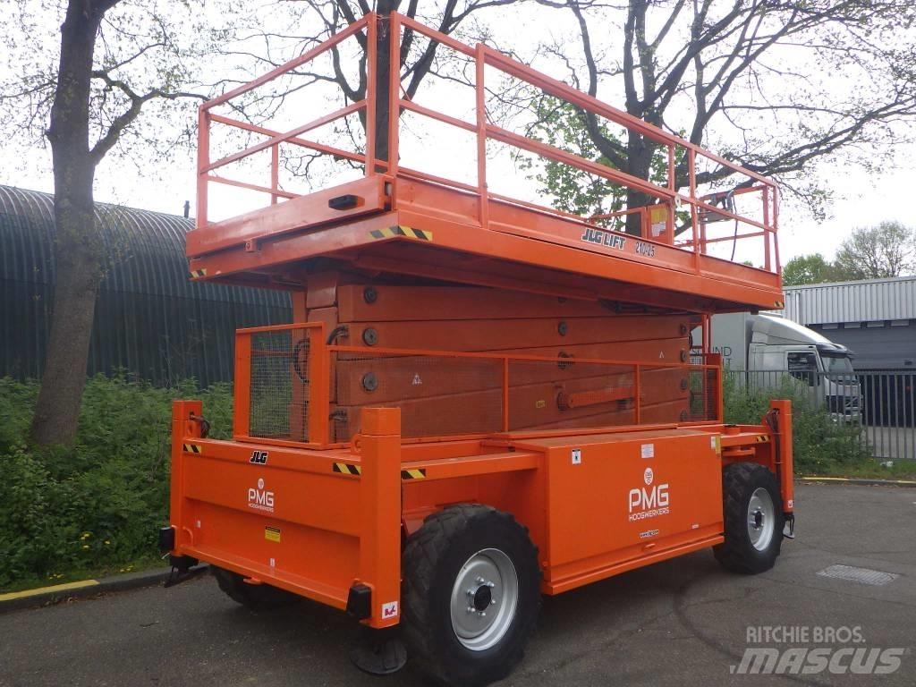 JLG 210-25 Nůžková zvedací plošina