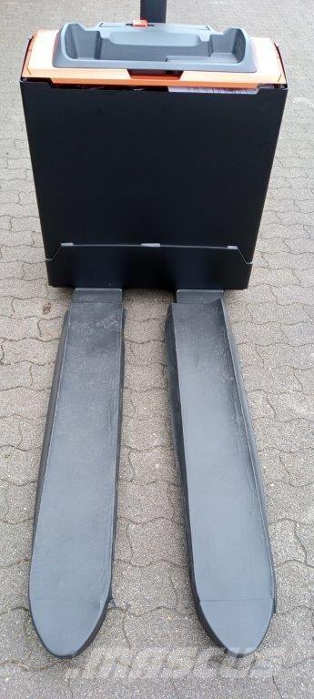 Toyota LWE 200 Ručně vedené vysokozdvižné vozíky