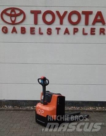 Toyota LWE 200 Nízkozdvižný vozík