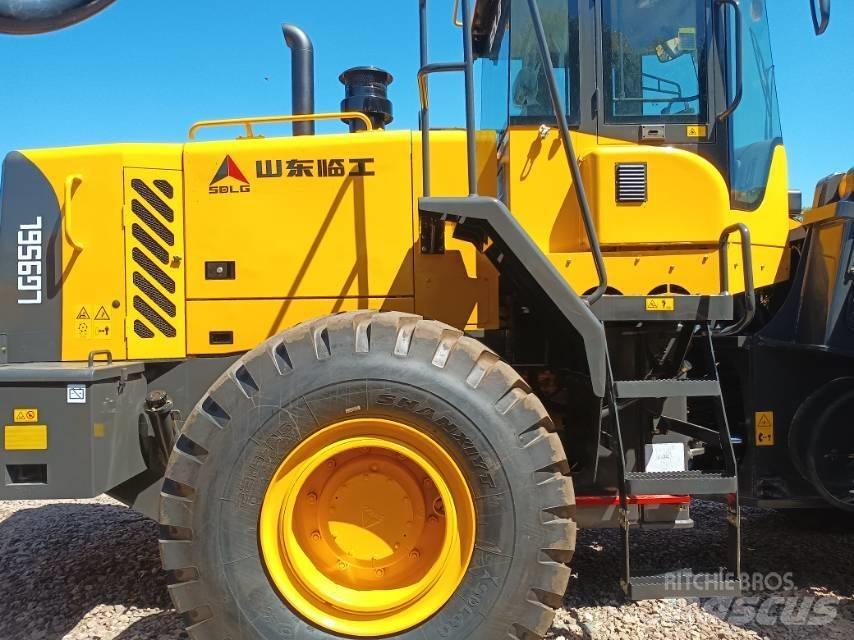 SDLG LG956F Kolové nakladače