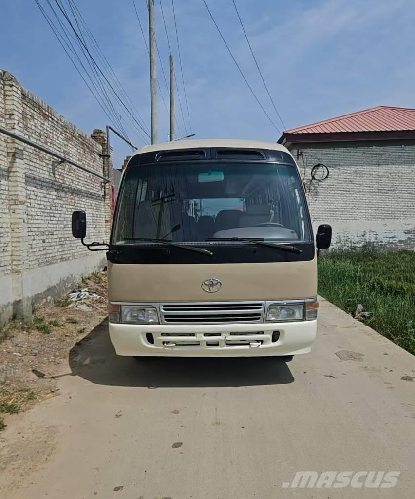 Toyota Coaster Bus Minibusy