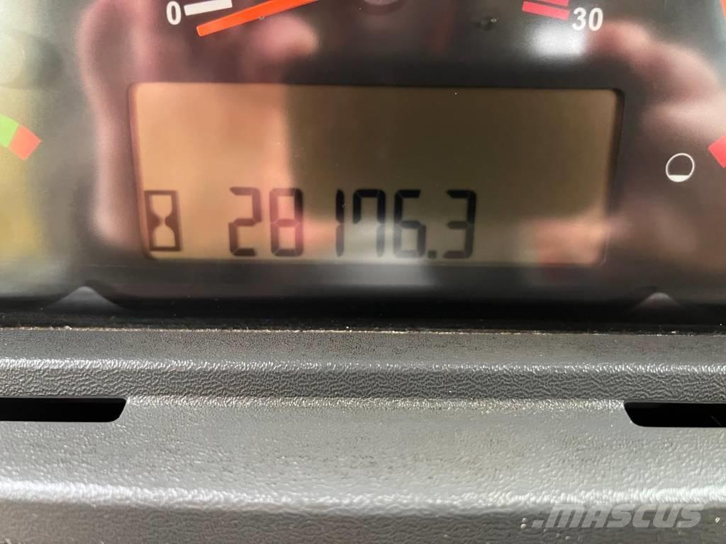 CAT D 9 T Pásové dozery