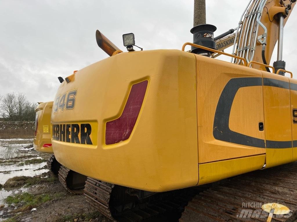 Liebherr R 946 Rýpadla s dlouhým dosahem
